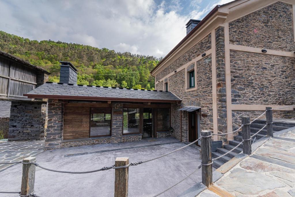 Rurales Casa Llongo Apart-hotel *