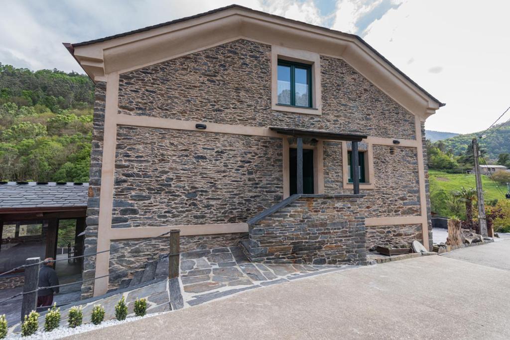 Apart-hotel Rurales Casa Llongo