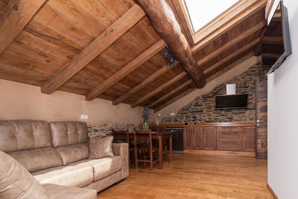 Rurales Casa Llongo * Coana